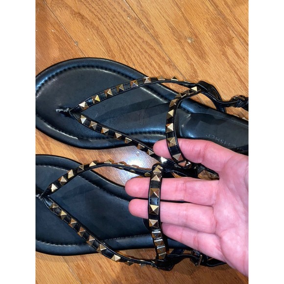Marc Fisher Black Gladiator Gold Stud Sandals Women's Size 11 - Picture 3 of 12